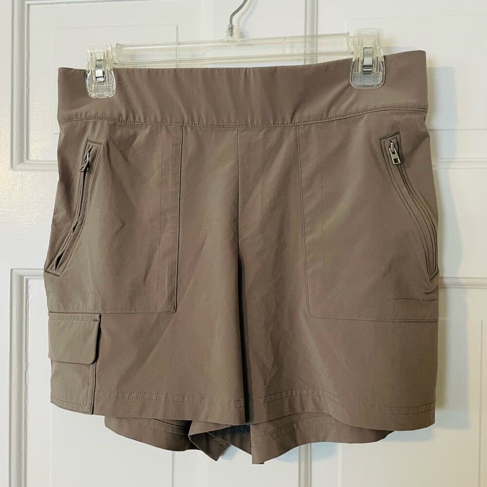Athleta Chelsea Cargo Grey Shorts